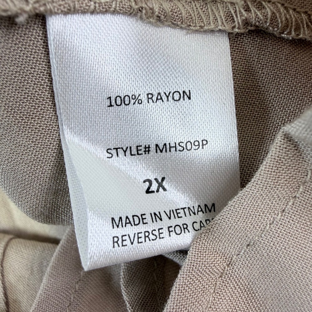 Andree by Unit Rayon Blouse Womens 2X Taupe New Pintuck Smocked Beige Top Office - Picture 3 of 6